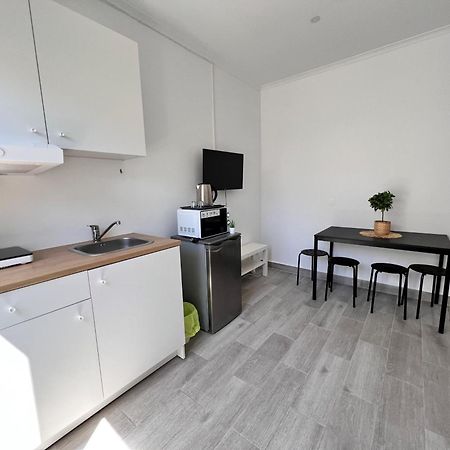 Studios Xl & Xl Plus Кошта-да-Капарика Экстерьер фото