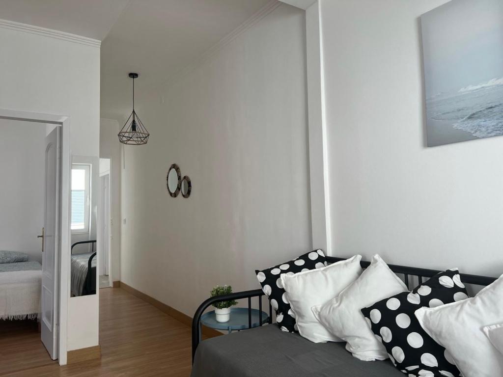 Studios Xl & Xl Plus Кошта-да-Капарика Экстерьер фото